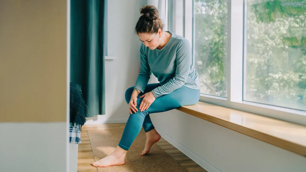 Chóng mặt, tê chân kèm theo mệt mỏi: Nguyên nhân và cách điều trị Chóng mặt, tê chân kèm theo mệt mỏi: Nguyên nhân và điều trị